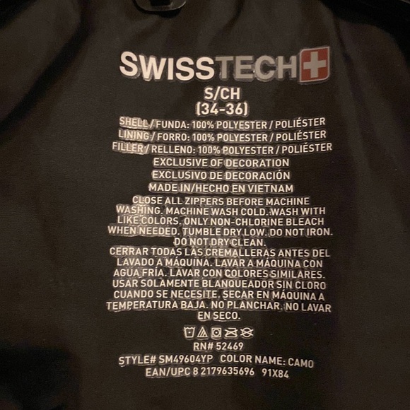 Swiss Tech Camouflage Full Zip Vest - Picture 2 of 3